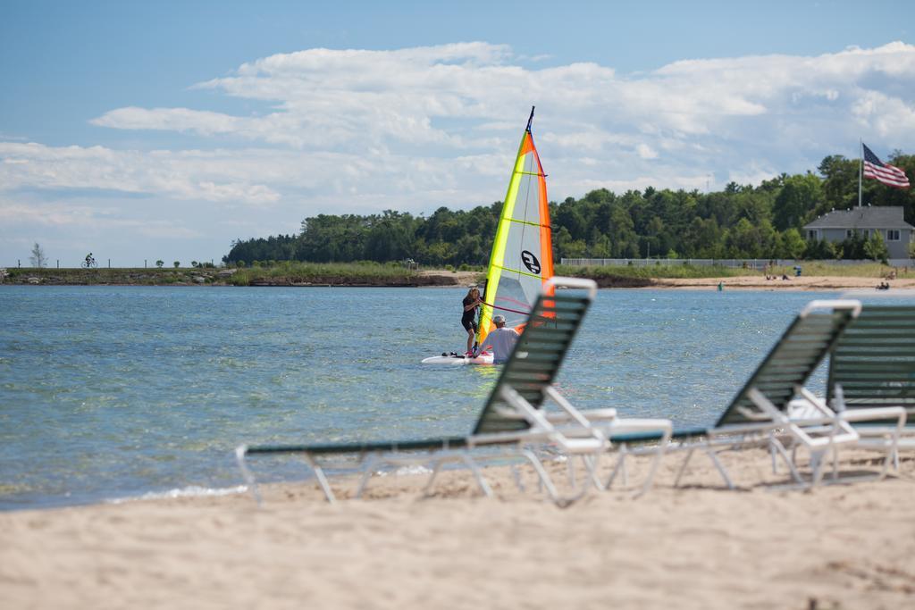 Beachfront Inn Baileys Harbor Esterno foto